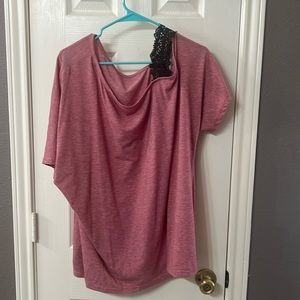Shein Curve 3XL women’s blouse. It is in excellent condition.